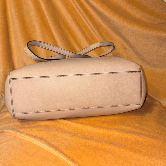 Michael Kors Light pink Tote Bag - Picture 8 of 14